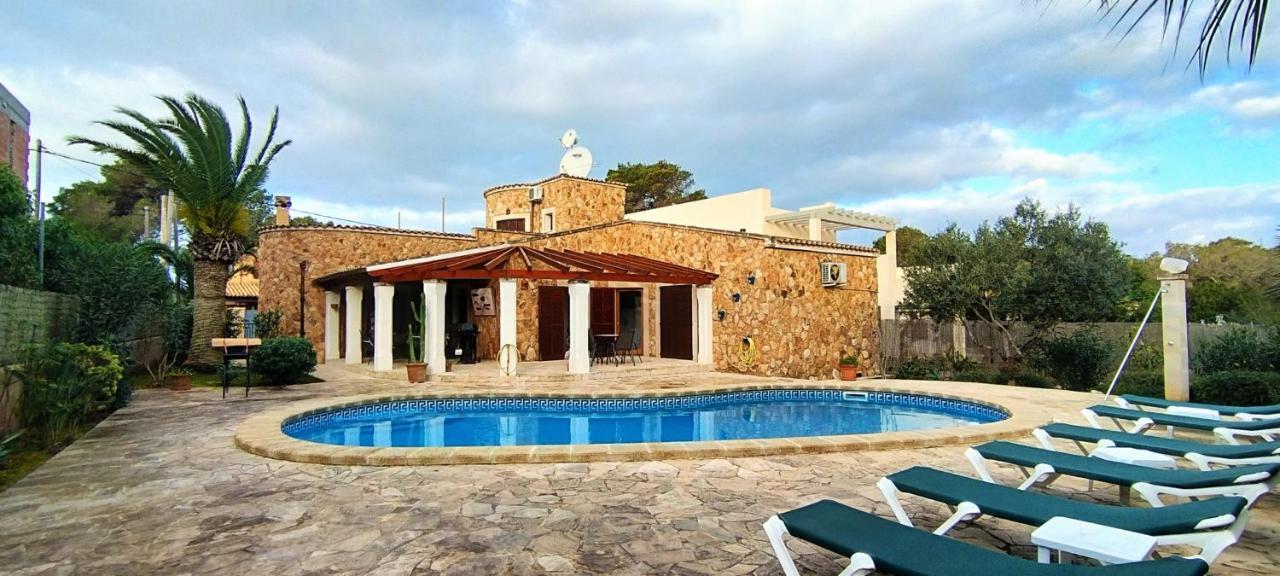 Villa Sanchez In Strandnahe Mit Pool, Jacuzzi, Klima, Wifi, Gas Bbq Santanyí Exterior foto